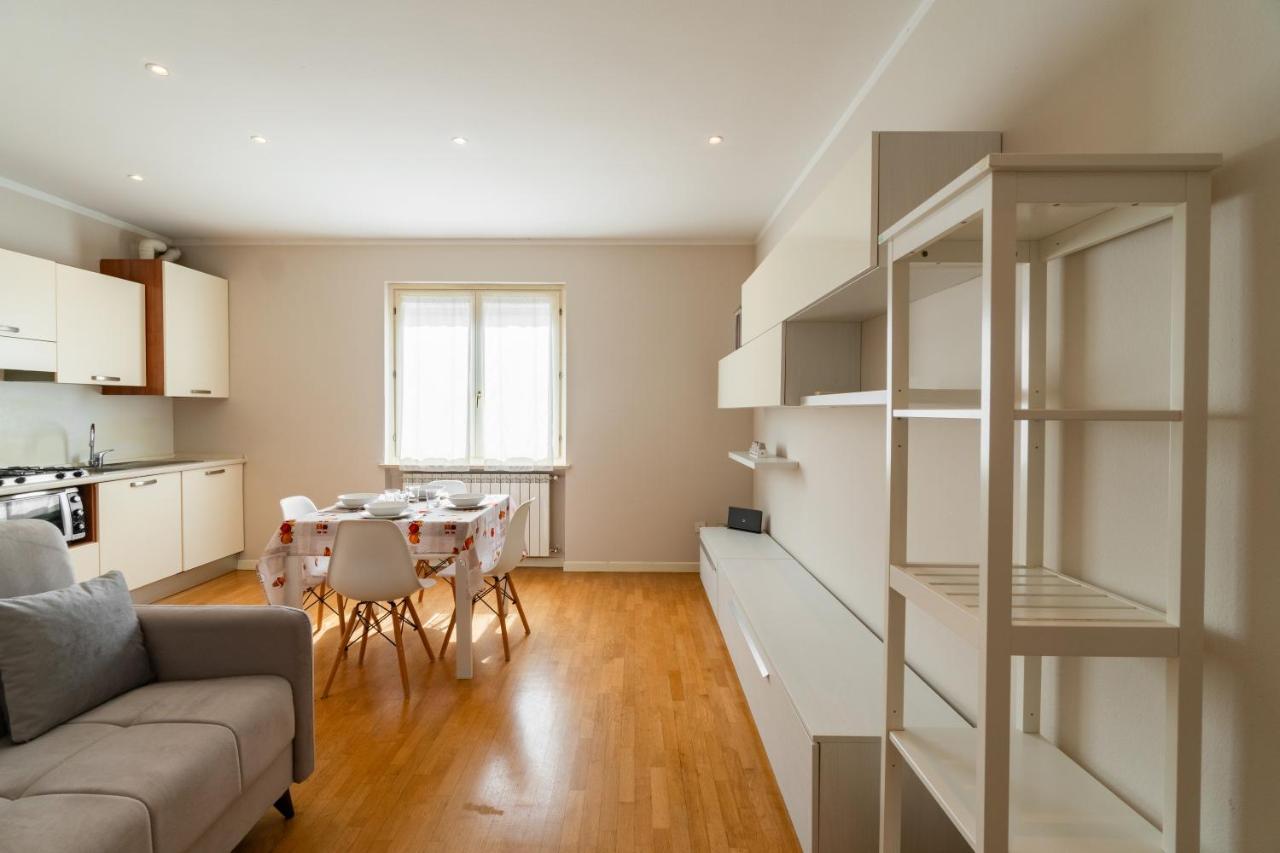 פסקיארה דל גארדה Sweet Home Lungolago Garibaldi מראה חיצוני תמונה