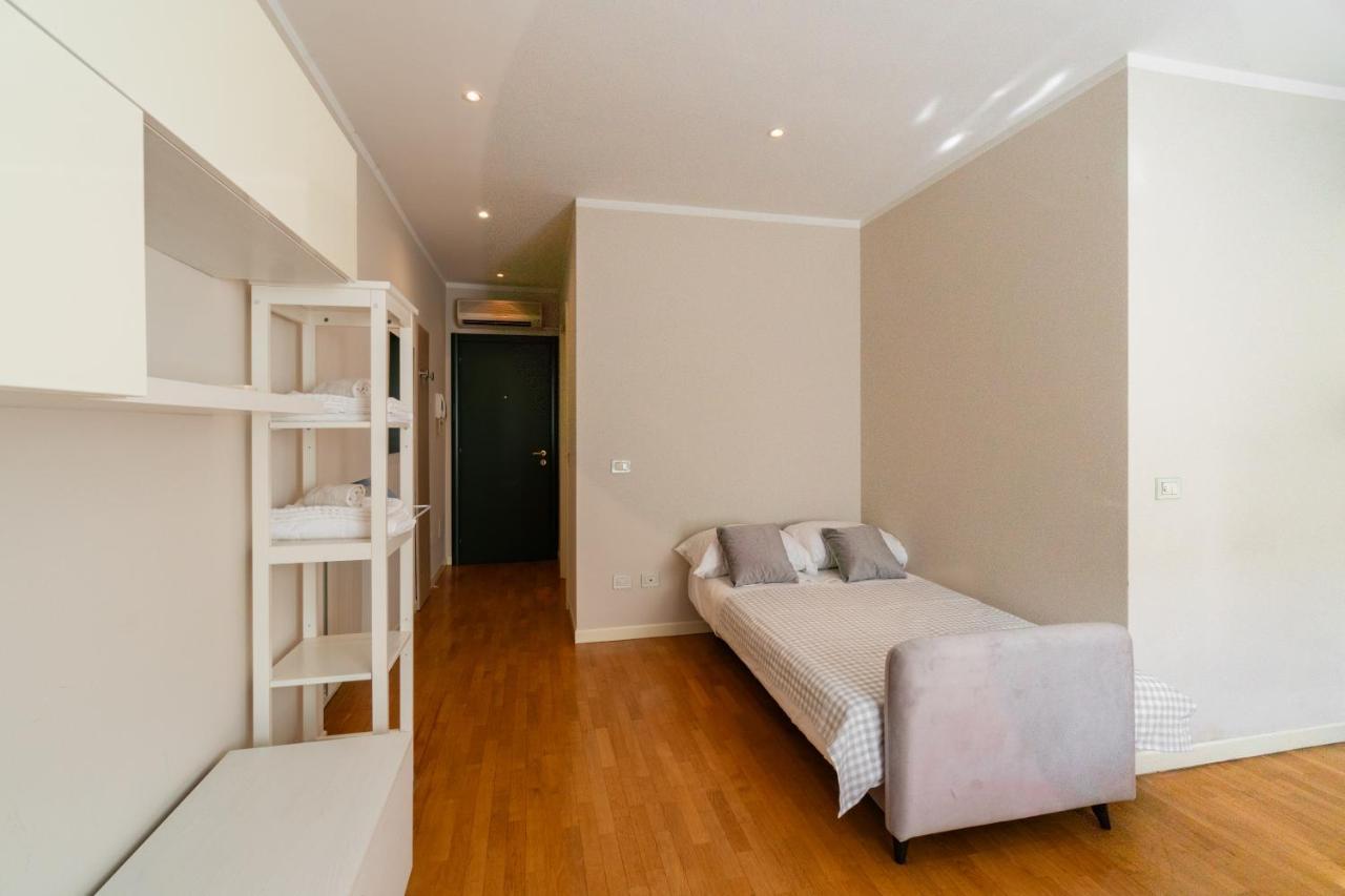 פסקיארה דל גארדה Sweet Home Lungolago Garibaldi מראה חיצוני תמונה
